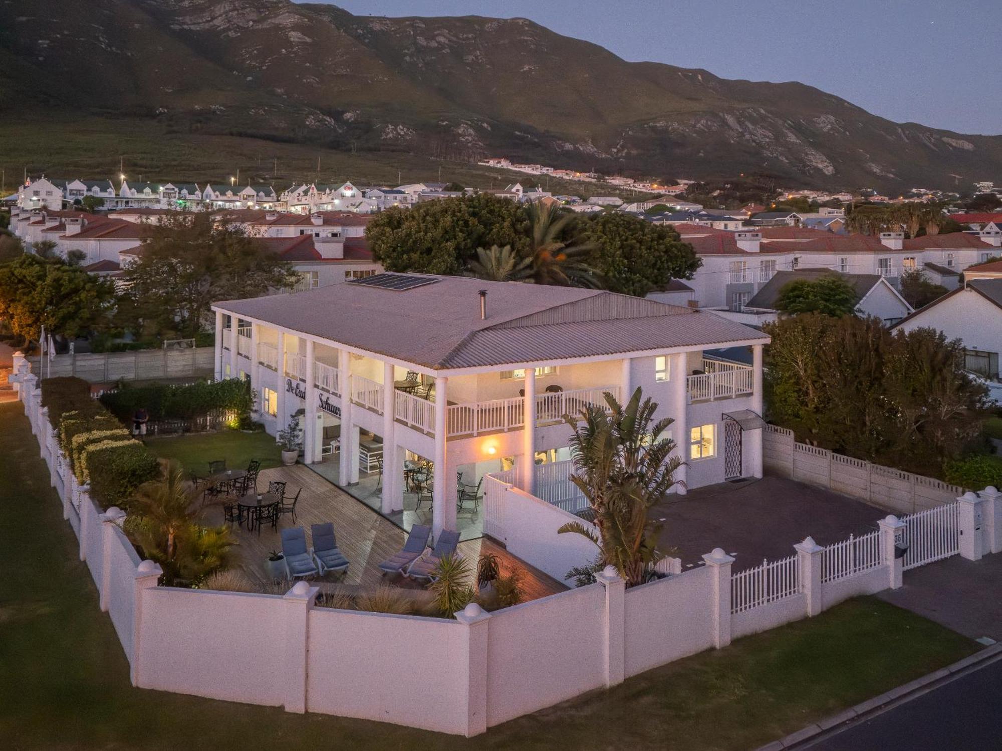 Oude Schuur Boutique Guesthouse Hermanus Bagian luar foto