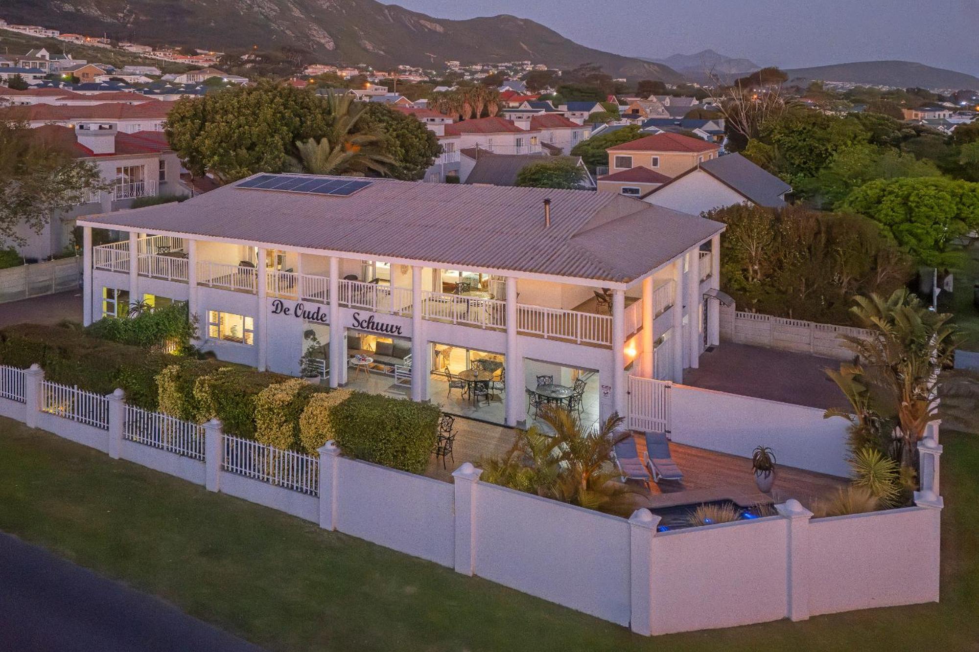 Oude Schuur Boutique Guesthouse Hermanus Bagian luar foto