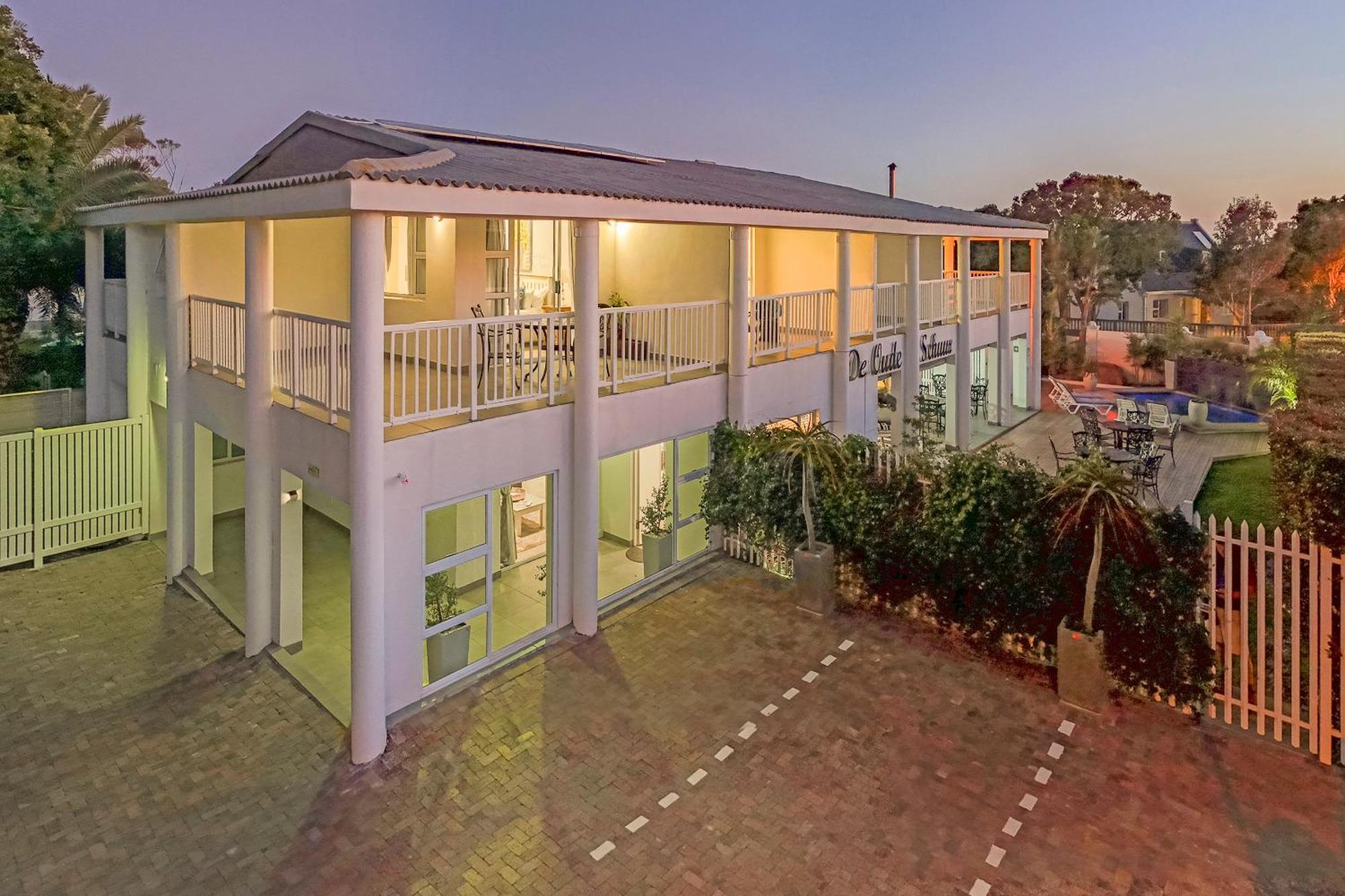 Oude Schuur Boutique Guesthouse Hermanus Bagian luar foto