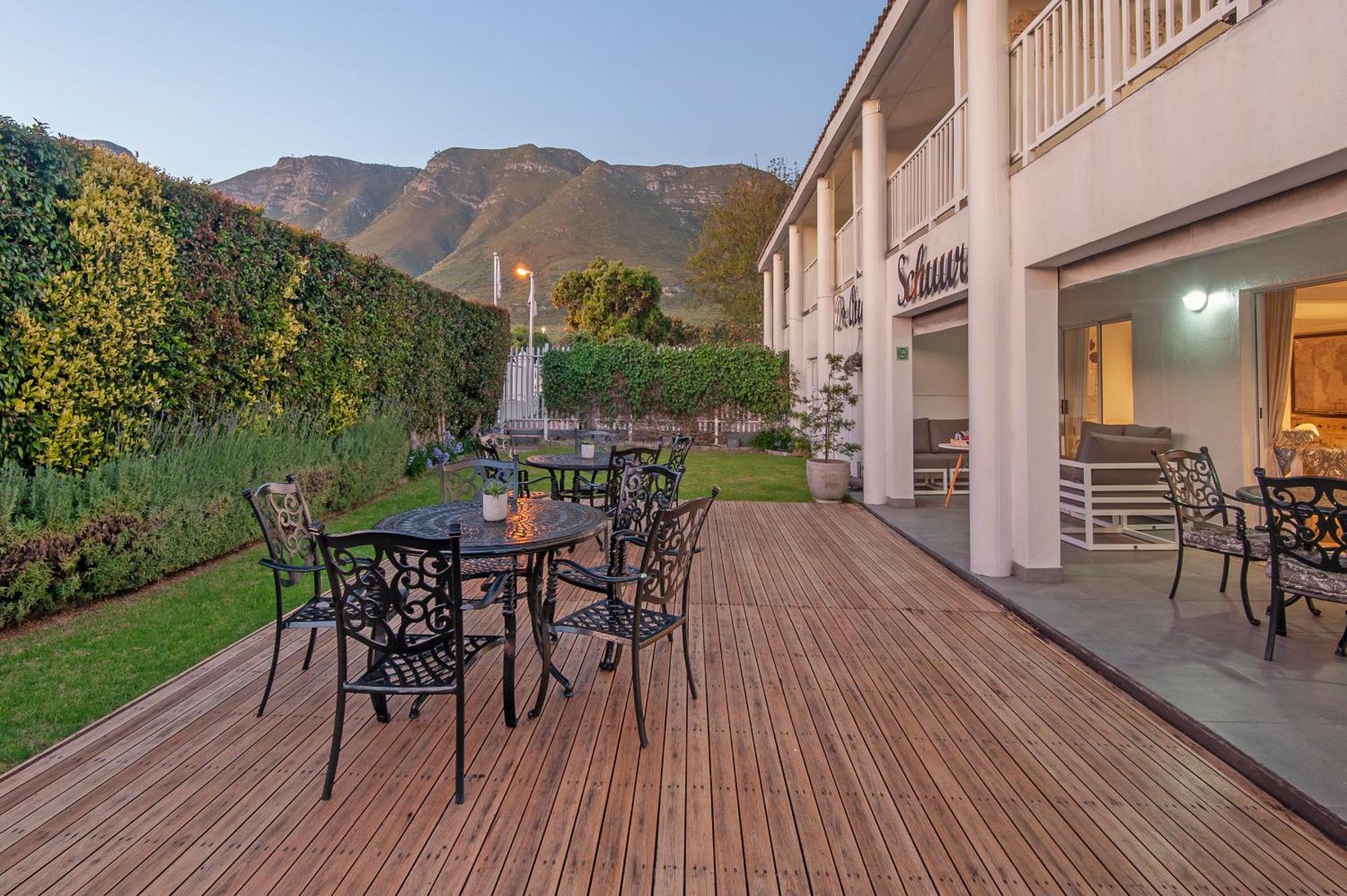 Oude Schuur Boutique Guesthouse Hermanus Bagian luar foto