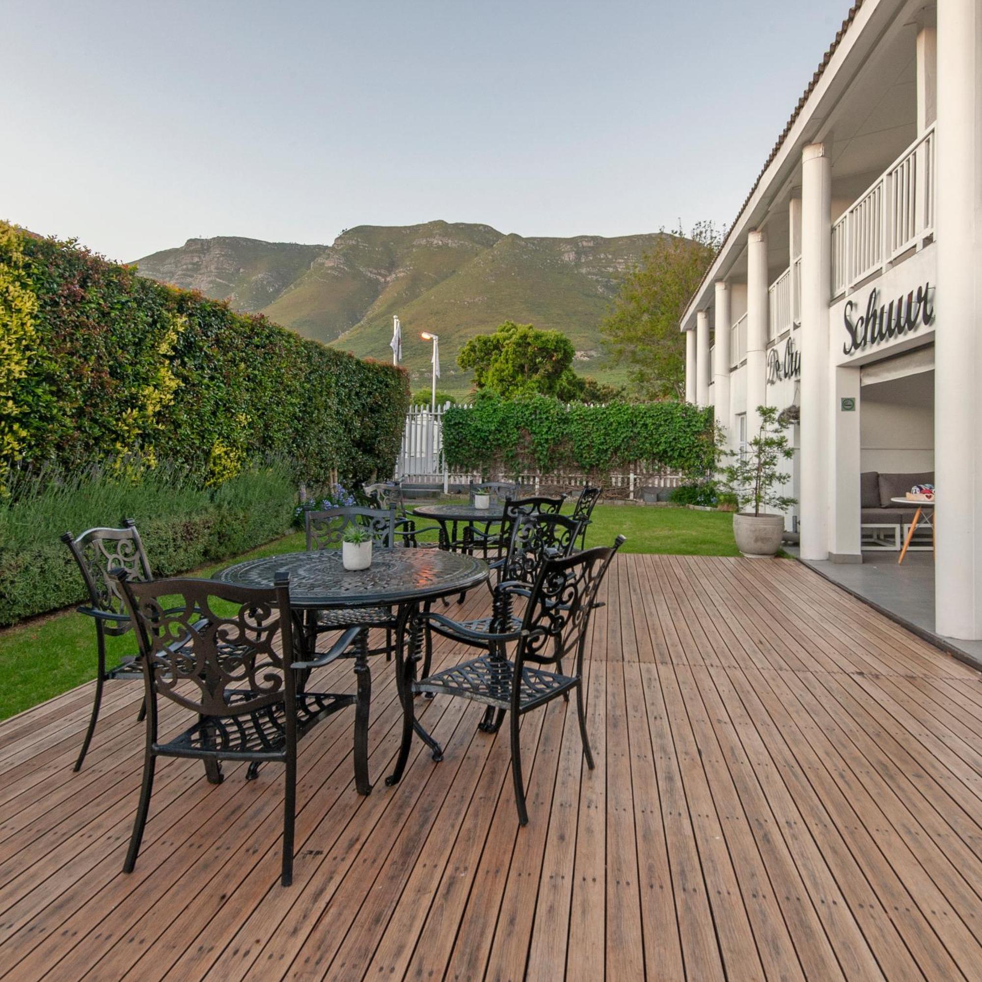 Oude Schuur Boutique Guesthouse Hermanus Bagian luar foto