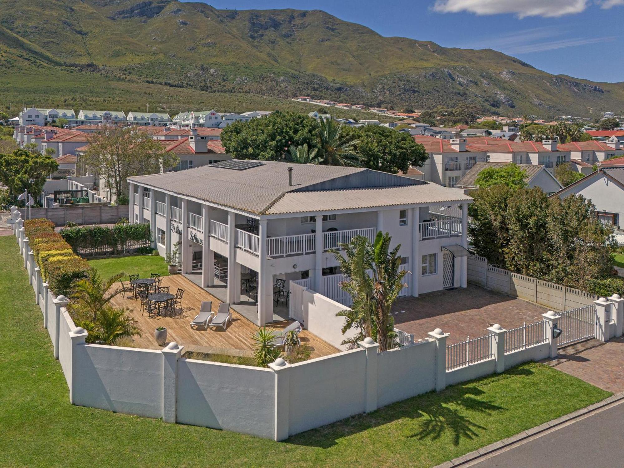 Oude Schuur Boutique Guesthouse Hermanus Bagian luar foto